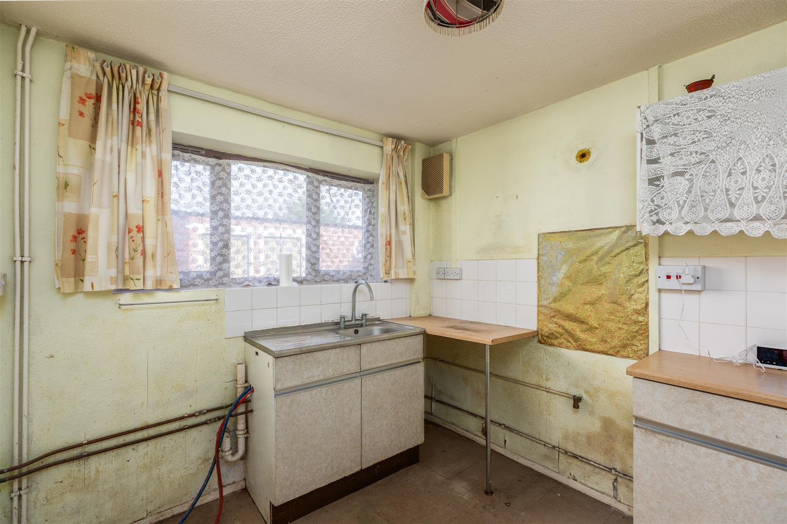 Carmel Road, Winch Wen, Swansea, SA1 7JZ